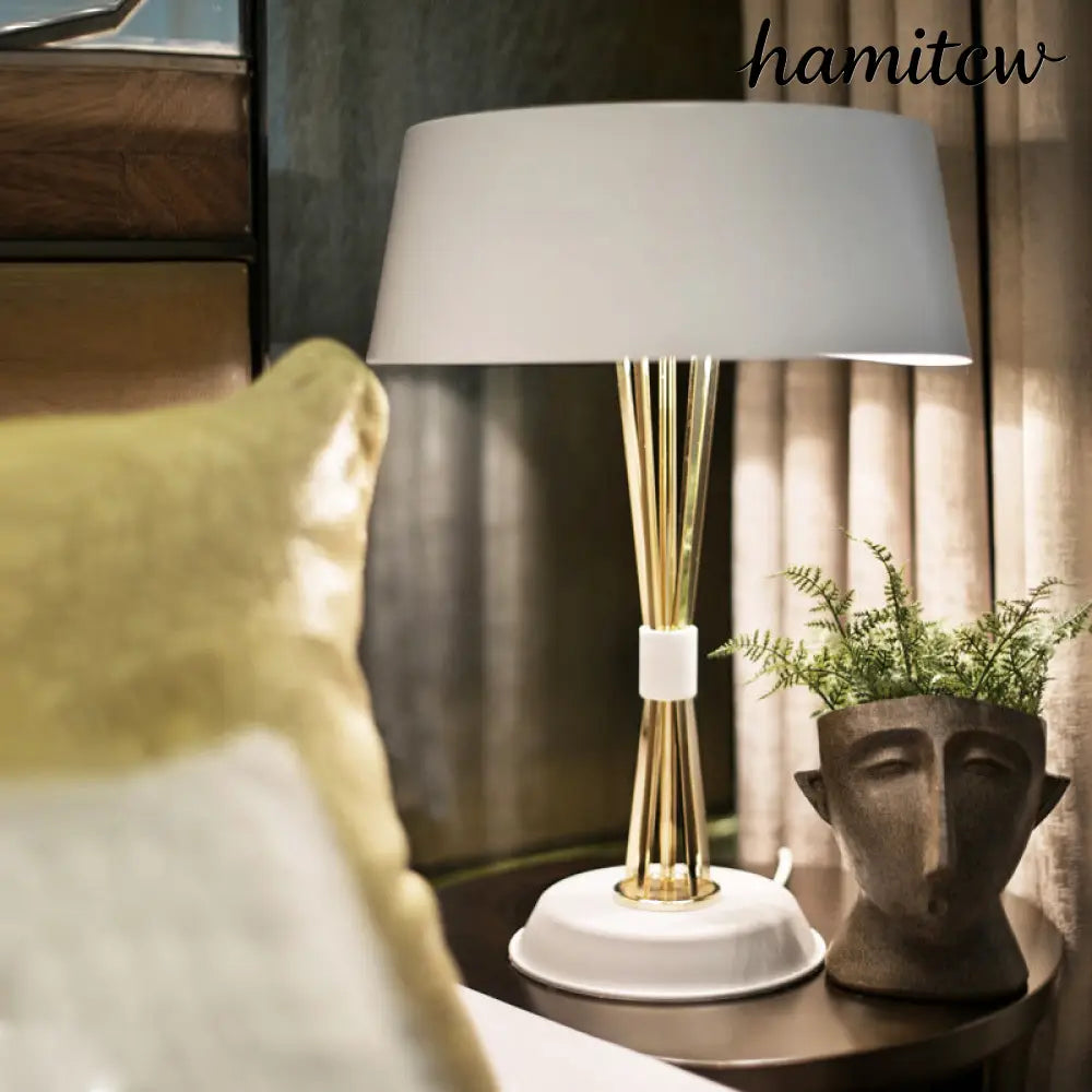 European Iron Luxury Table Lamp - White / US